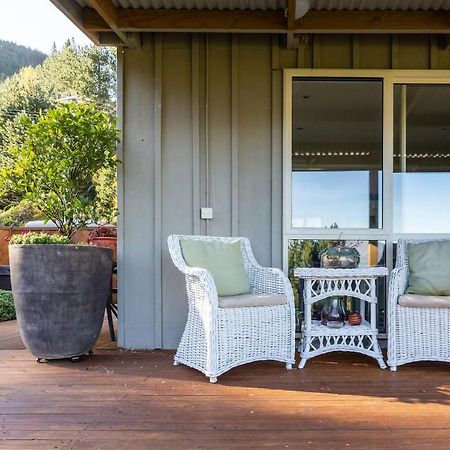 Private Cottage With Spa And Amazing Lake Views Closeburn Exterior foto